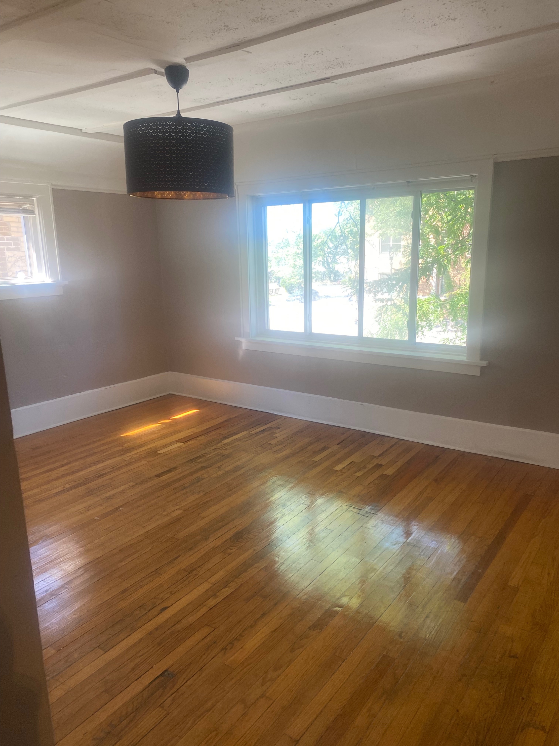 2517 West Capitol Drive - 5